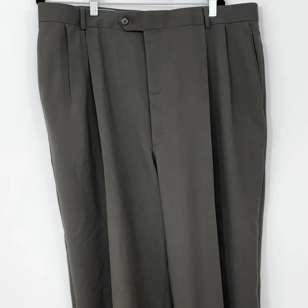 Calvin Klein Wool 3-Button Suit Jacket and Pants 48L Gray NWT $1,250
